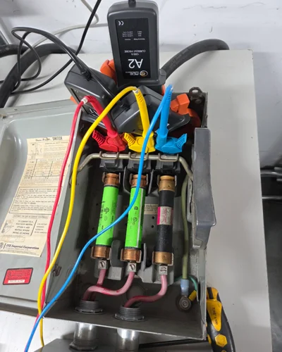 Volt and Amp Install Example